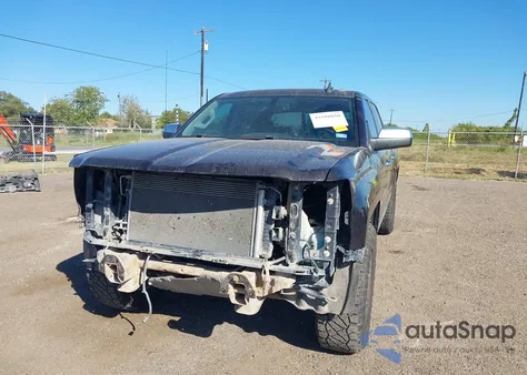 2015 Chevrolet Silverado 1500 1Lz z USA, uszkodzony, nr VIN 3GCPCSEC2FG492197